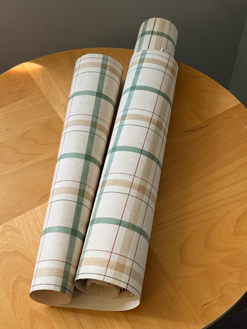 Vintage Wallpaper 20x80” Piece Green Tan Beige Plaid Tartan MCM Home Design